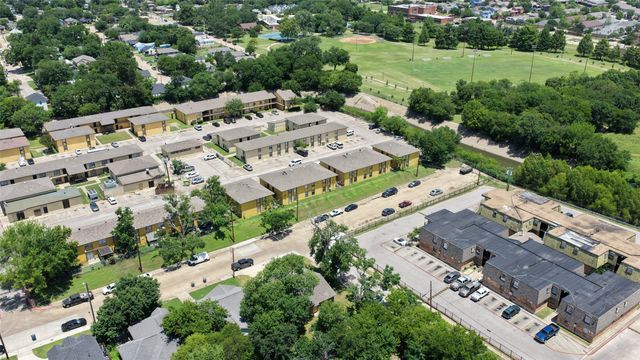 4322 Robert L Parish Sr Avenue, Dallas, TX 75210