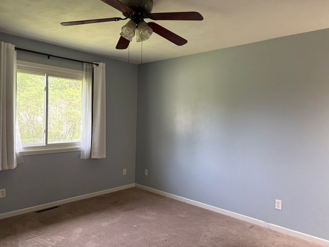 11128 Cedarbrook Road, Roscoe, IL 61073