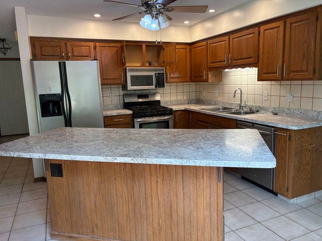 11128 Cedarbrook Road, Roscoe, IL 61073