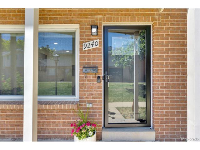 9240 E Lehigh Ave 4, Denver, CO 80237