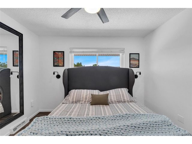 9240 E Lehigh Ave 4, Denver, CO 80237