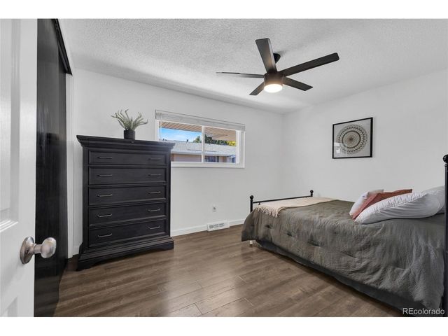9240 E Lehigh Ave 4, Denver, CO 80237