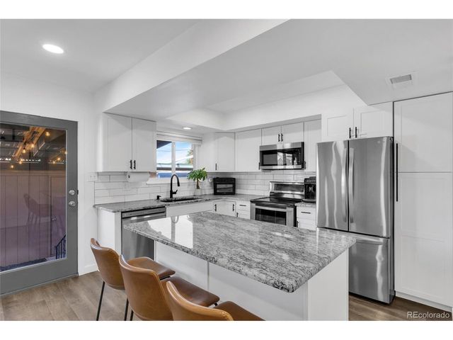 9240 E Lehigh Ave 4, Denver, CO 80237