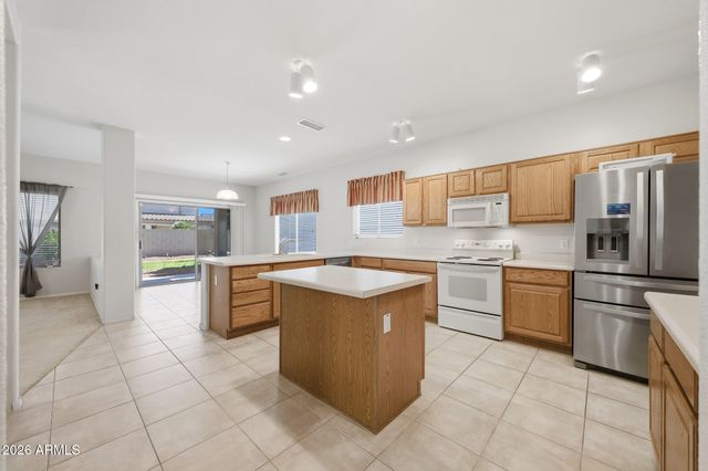 5299 W KAREN Drive, Glendale, AZ 85308