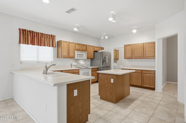 5299 W KAREN Drive, Glendale, AZ 85308