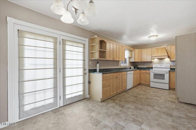 1106 Lockhart Road, Jefferson City, TN 37760