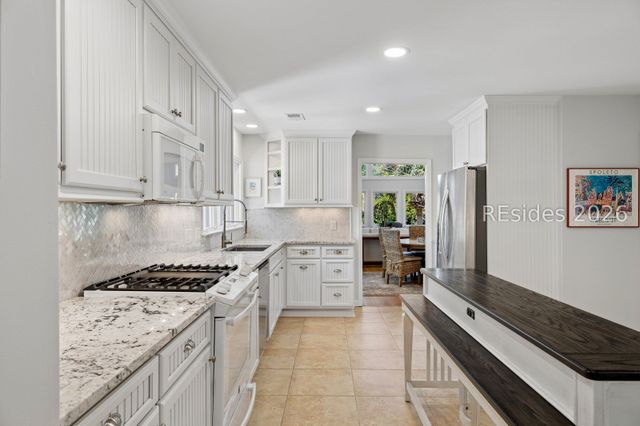 50 Oyster Landing Ln, Hilton Head Island, SC 29928