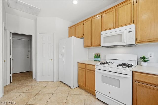 537 Lacabana Beach Drive, Las Vegas, NV 89138