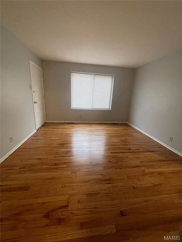 255 Chambers A, Riverview, MO 63137