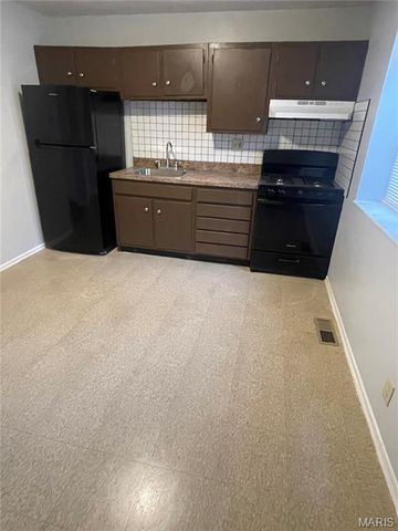 255 Chambers A, Riverview, MO 63137