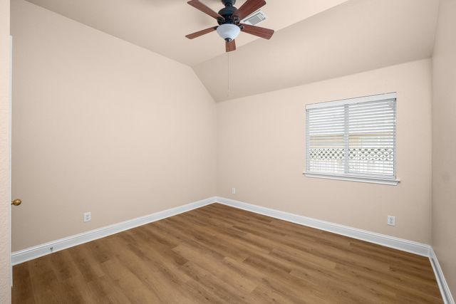 3829 Octavia LN, Round Rock, TX 78681