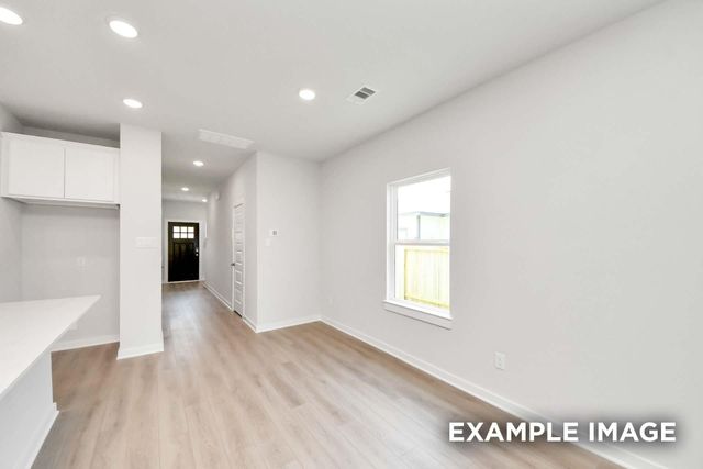 2108 S Canopy Crossing Circle, Conroe, TX 77301