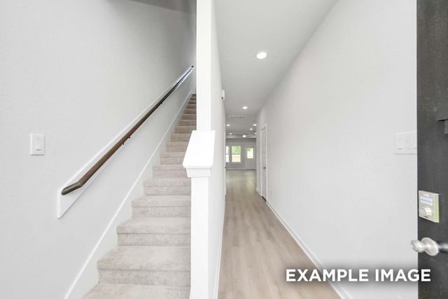 2108 S Canopy Crossing Circle, Conroe, TX 77301