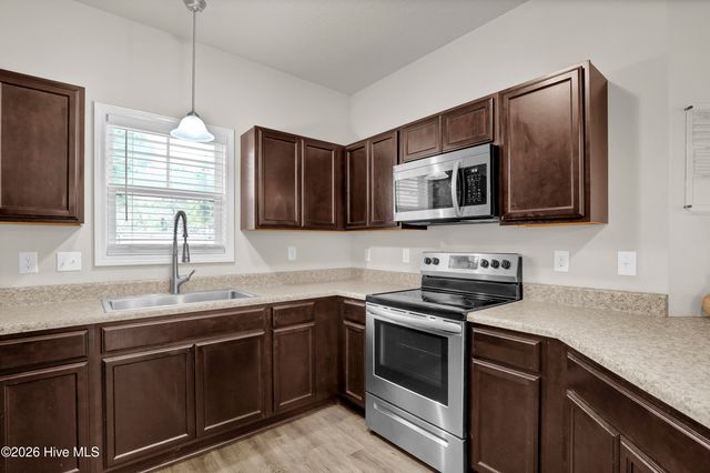 331 Frisco Way, Holly Ridge, NC 28445