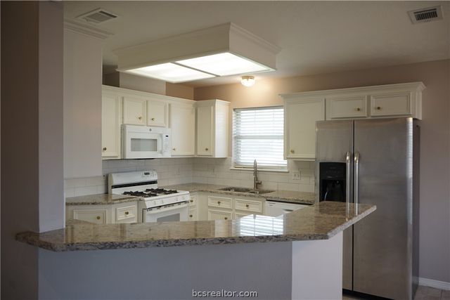 3731 Chantal Circle, College Station, TX 77845