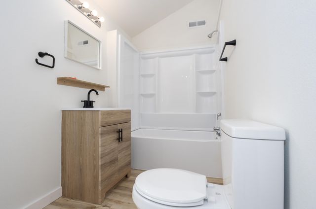 2629 W Page Street, Springfield, MO 65802