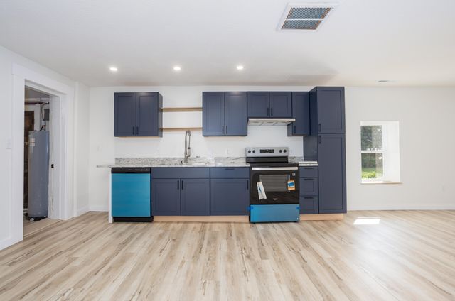 2629 W Page Street, Springfield, MO 65802