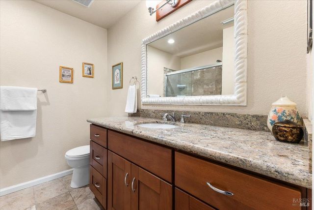 2573 Greenvale Ln, Santa Rosa, CA 95401