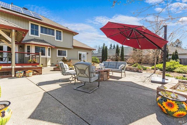 2573 Greenvale Ln, Santa Rosa, CA 95401