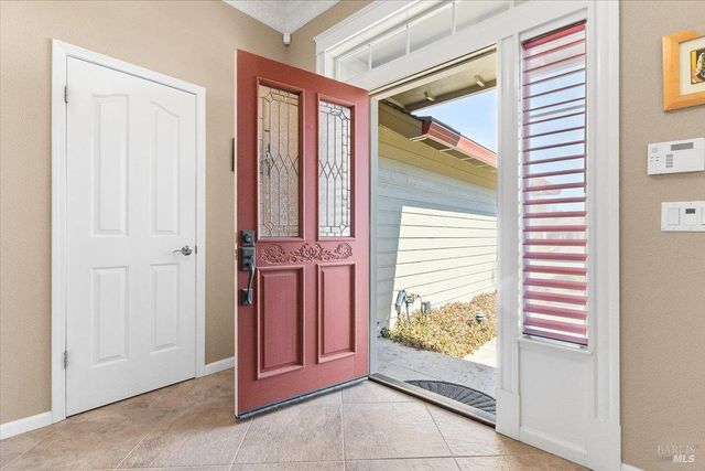 2573 Greenvale Ln, Santa Rosa, CA 95401