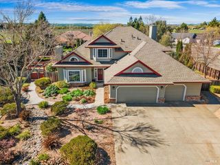 2573 Greenvale Ln, Santa Rosa, CA 95401