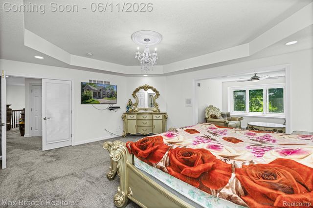 34825 Huntington Court, Farmington Hills, MI 48331