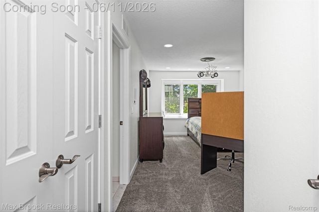 34825 Huntington Court, Farmington Hills, MI 48331