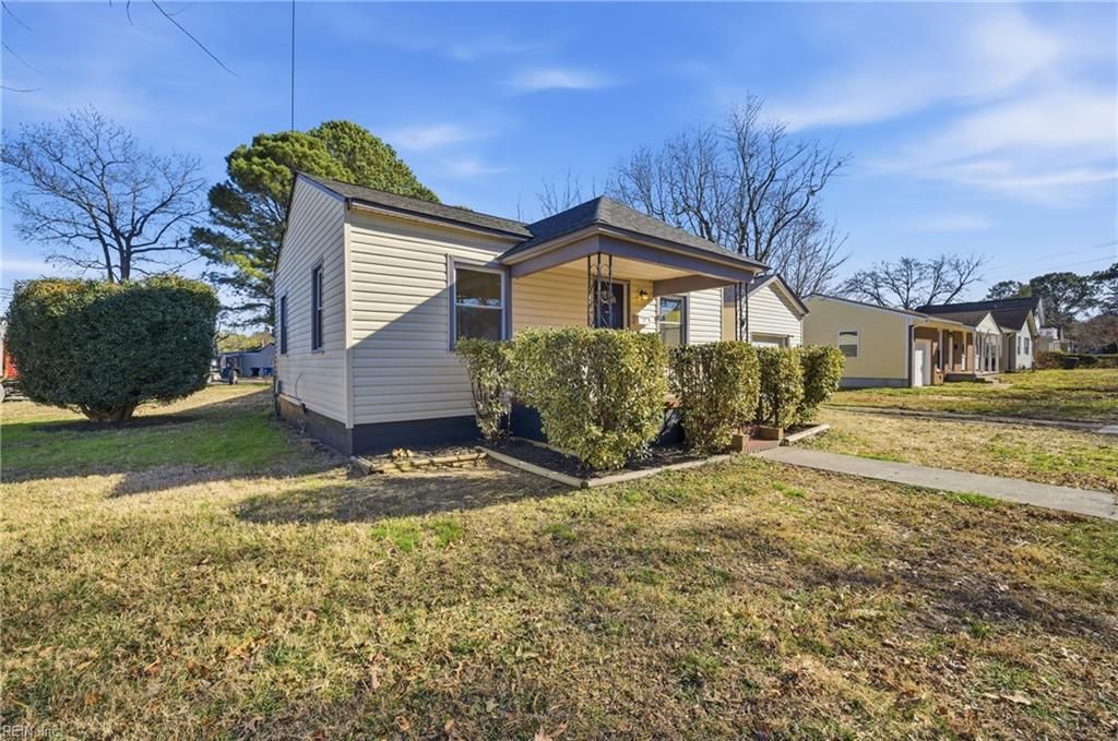 2 Sampson PL, Portsmouth, VA 23702