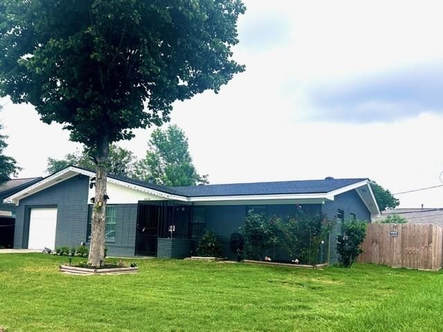 4210 Gardendale Drive, Houston, TX 77092