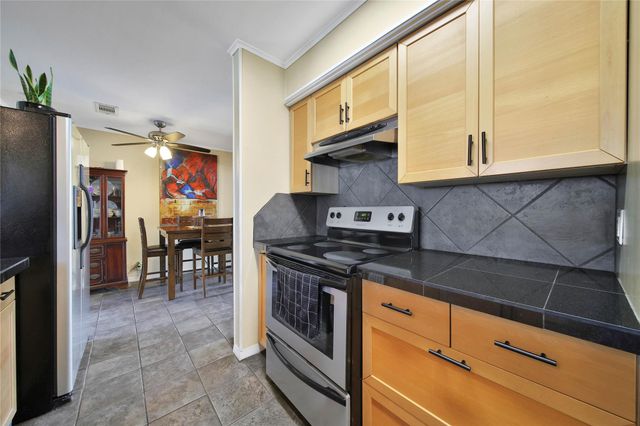 4210 Gardendale Drive, Houston, TX 77092