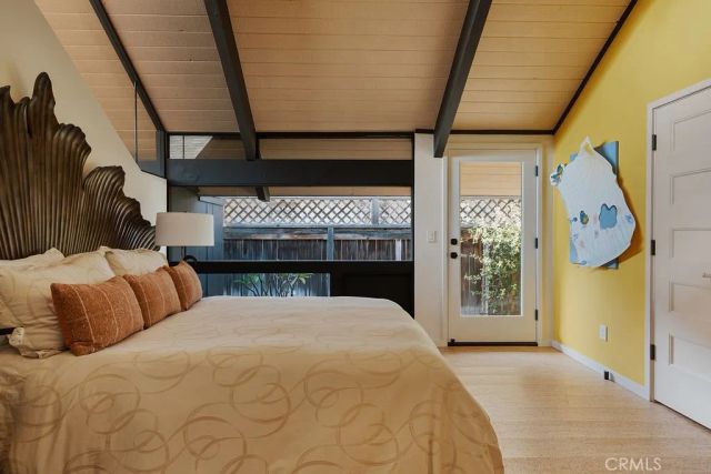1534 Santiago, Newport Beach, CA 92660