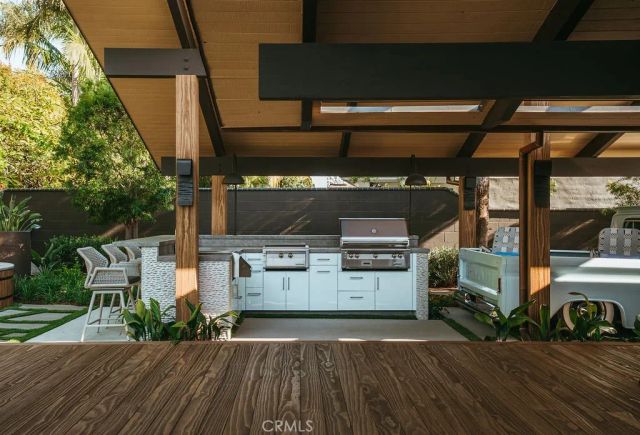 1534 Santiago, Newport Beach, CA 92660