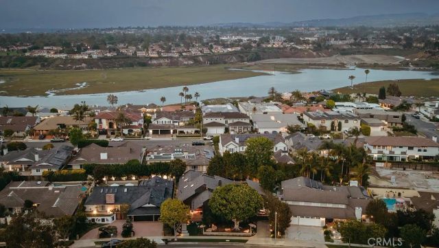 1534 Santiago, Newport Beach, CA 92660