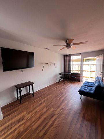 2815 Madison Street, Hollywood, FL 33020