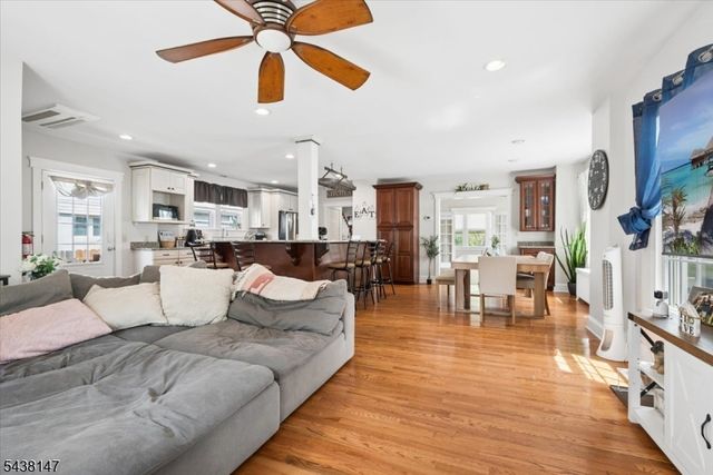 49 Pennsylvania Ave, Flemington Boro, NJ 08822