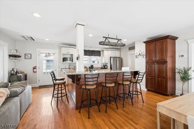 49 Pennsylvania Ave, Flemington Boro, NJ 08822