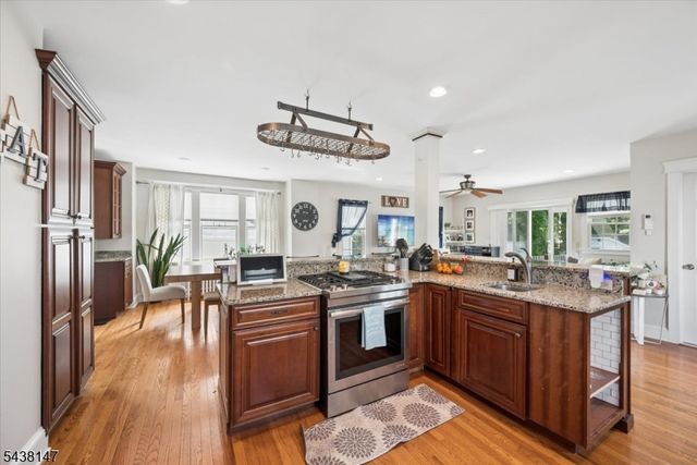 49 Pennsylvania Ave, Flemington Boro, NJ 08822