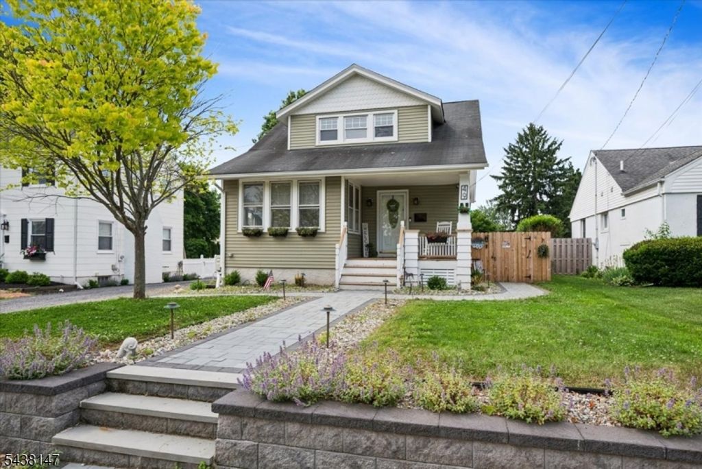 49 Pennsylvania Ave, Flemington Boro, NJ 08822