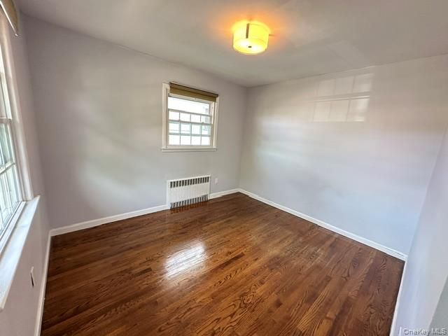 13 Juniper Road 2nd Fl, Port Washington, NY 11050