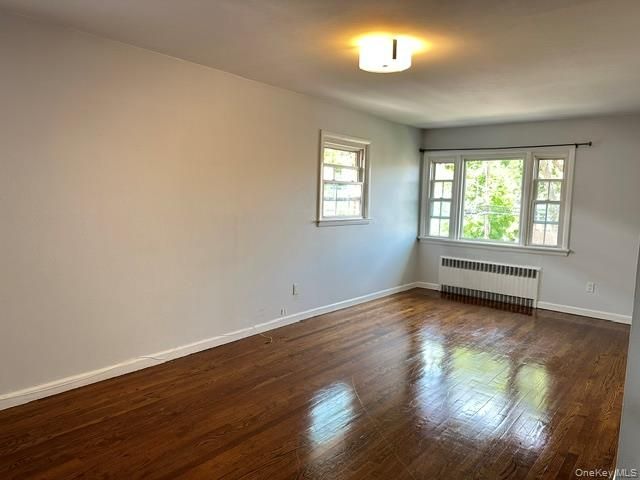 13 Juniper Road 2nd Fl, Port Washington, NY 11050