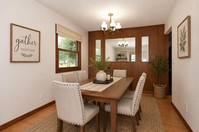 1818 Woodridge ROAD, West Bend, WI 53095