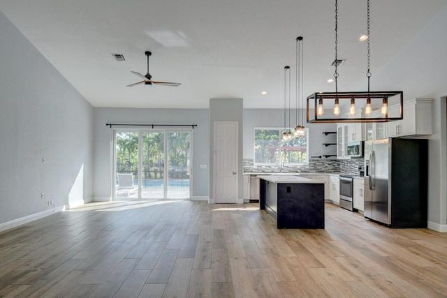 17146 70th Street N, The Acreage, FL 33470