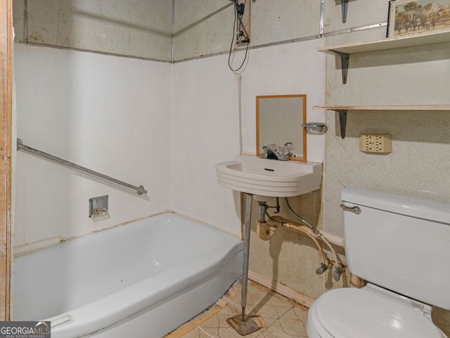 895 Laurel Street, Forest Park, GA 30297