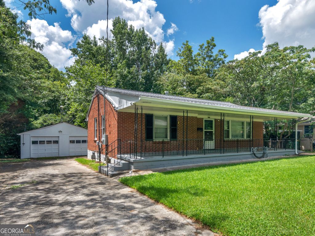 895 Laurel Street, Forest Park, GA 30297