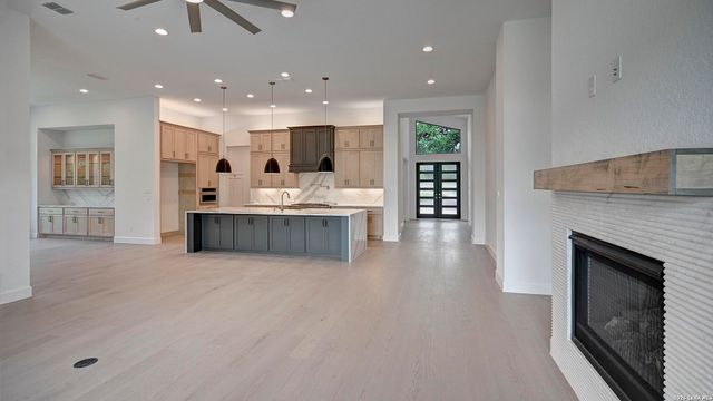 234 Laughing Dog, Boerne, TX 78006