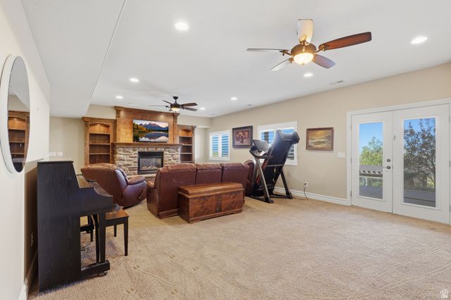 1385 N COMPTON RD, Farmington, UT 84025
