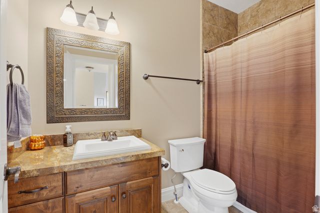 1385 N COMPTON RD, Farmington, UT 84025