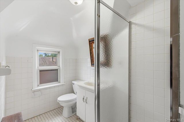 207-10 42nd Avenue 2, Bayside, NY 11361