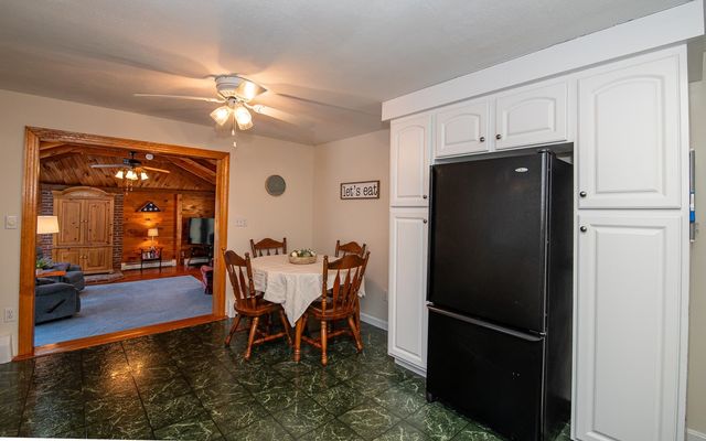 5 Sequoia Lane, Plaistow, NH 03865