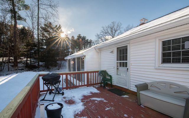5 Sequoia Lane, Plaistow, NH 03865